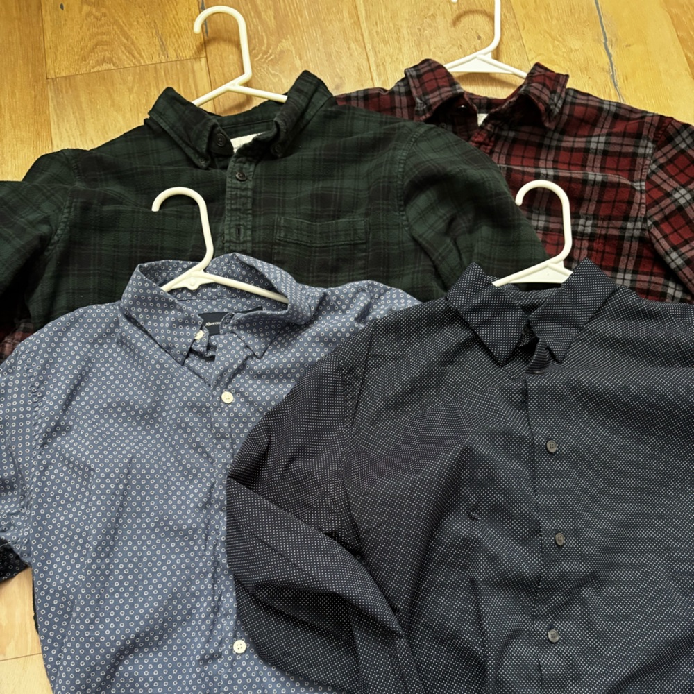 Collection of Abercrombie & Fitch L/S shirts size small